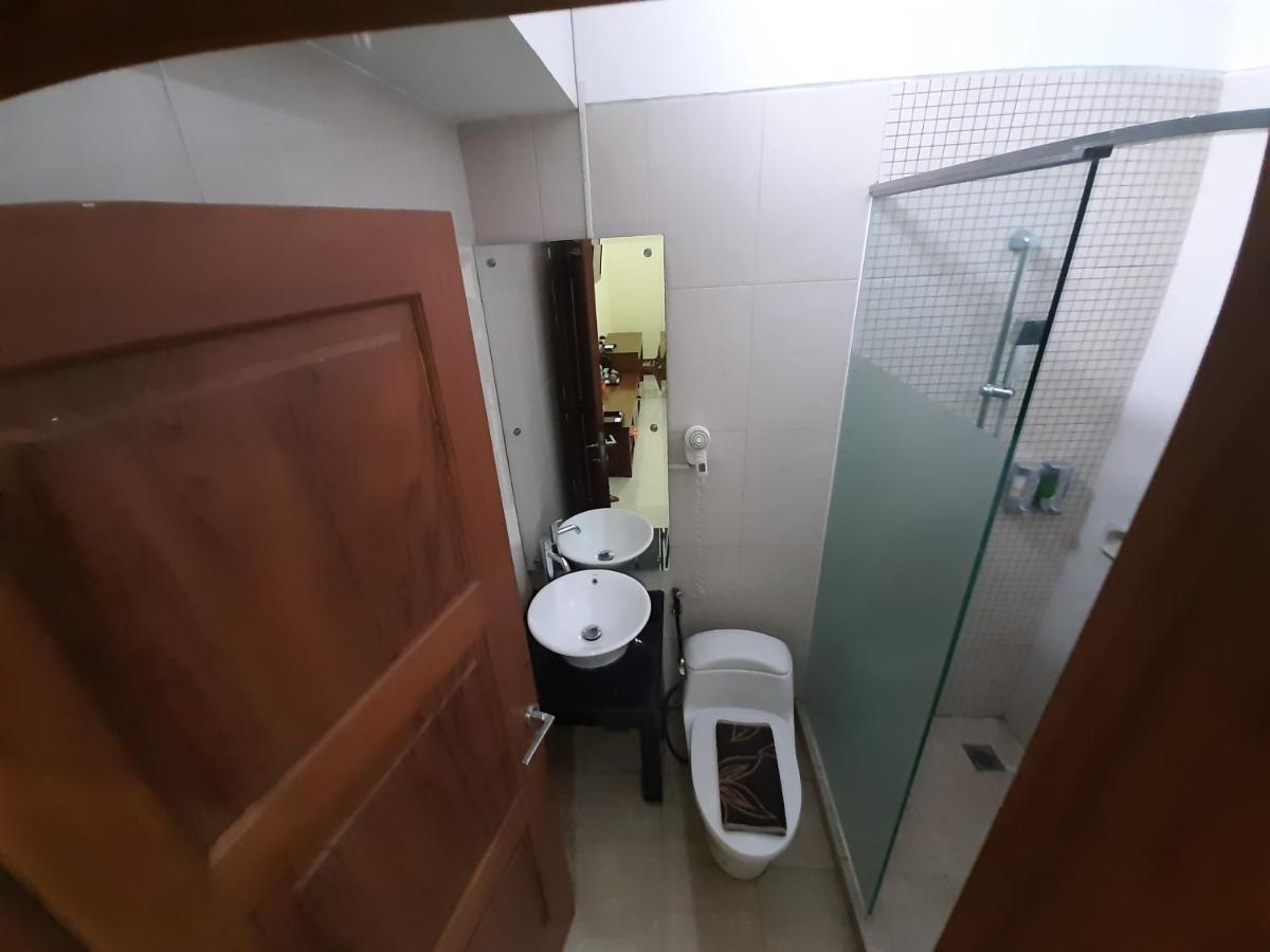 باكيتان Alloro Guesthouse المظهر الخارجي الصورة