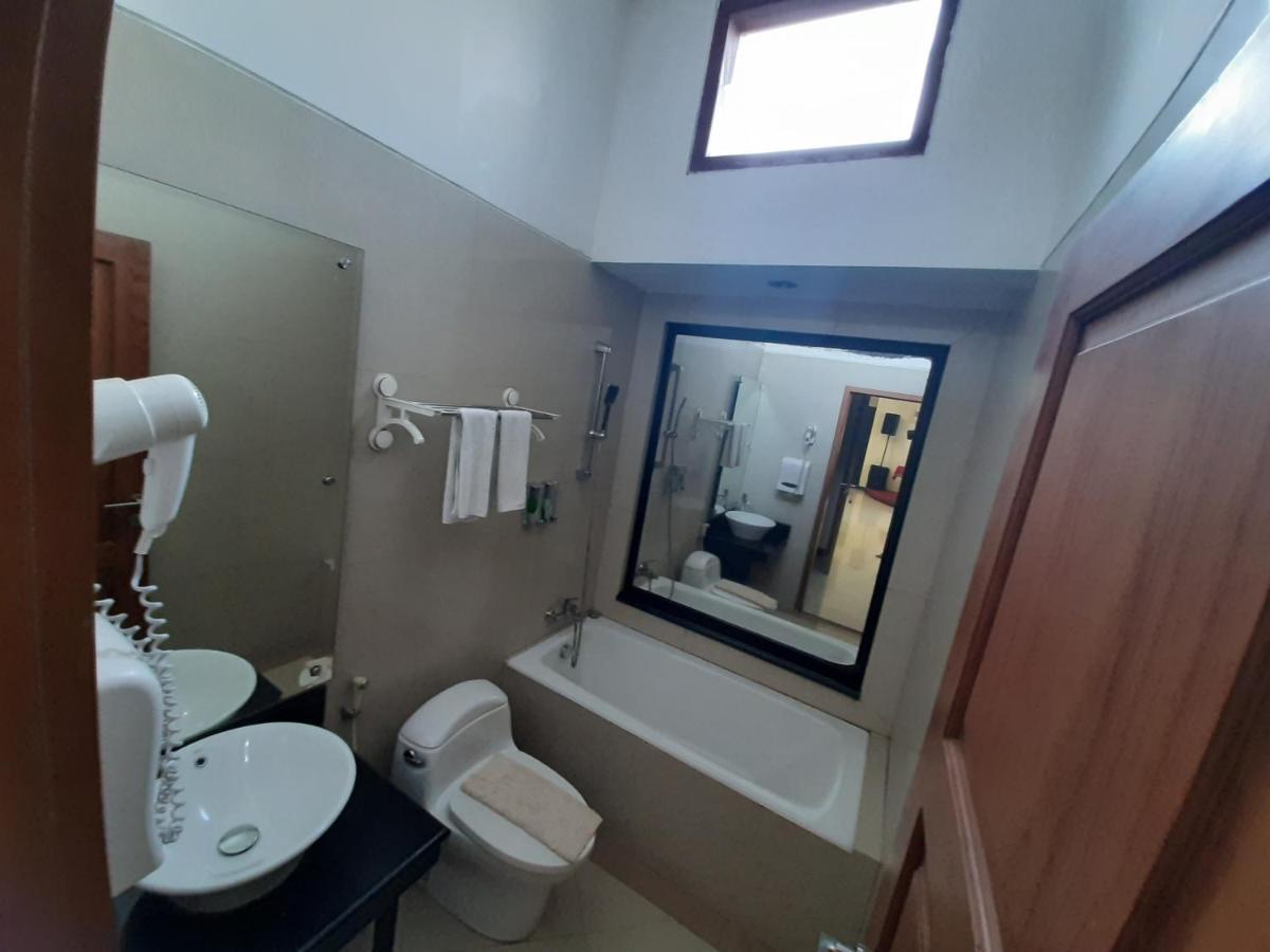 باكيتان Alloro Guesthouse المظهر الخارجي الصورة